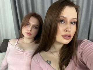 HenriettaAndEdin's Webcam Profile Image